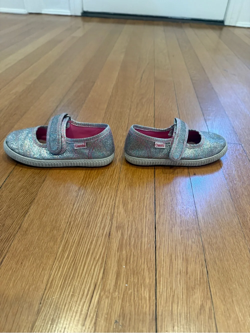 Cienta Girls Sparkle Multi-Color Mary Jane with Velcro